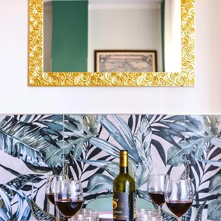 Hostly - Cisanello - Light And Colors * 比萨