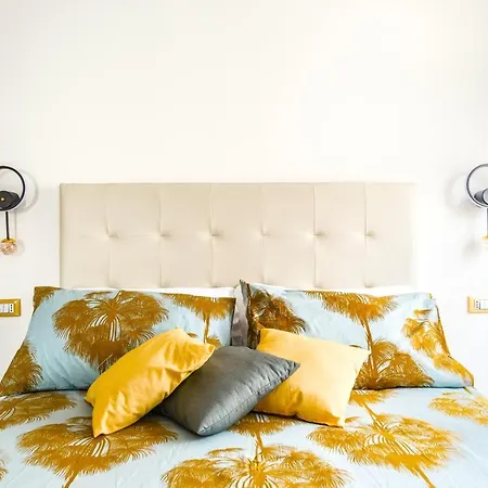 公寓 Hostly - Cisanello - Light And Colors *