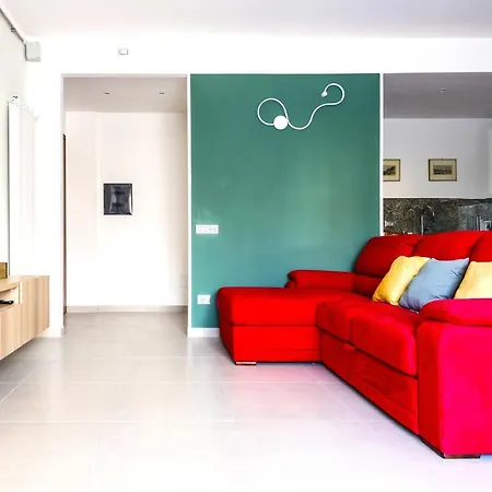 Apartment Hostly - Cisanello - Light And Colors *