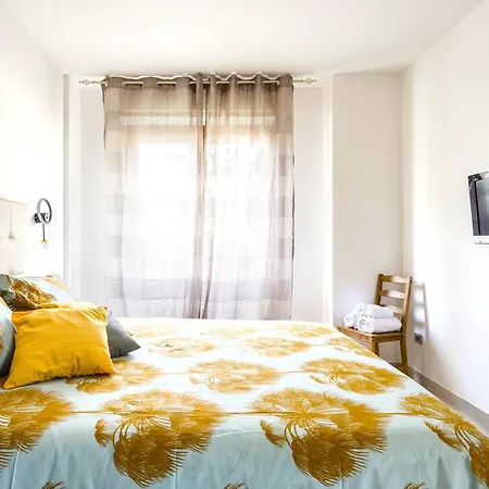 Hostly - Cisanello - Light And Colors Apartment Pisa
